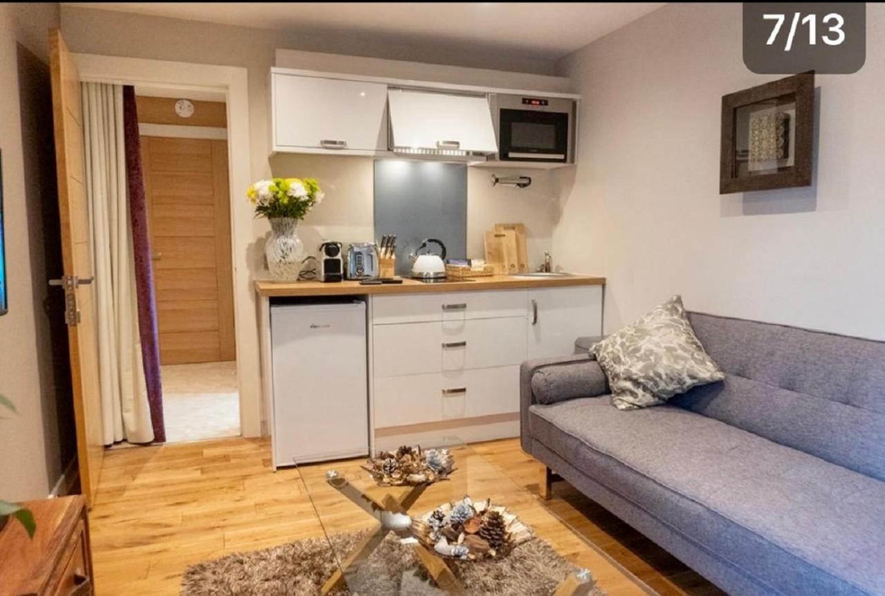 Garthill Lodge & Studio Falkirk Bagian luar foto