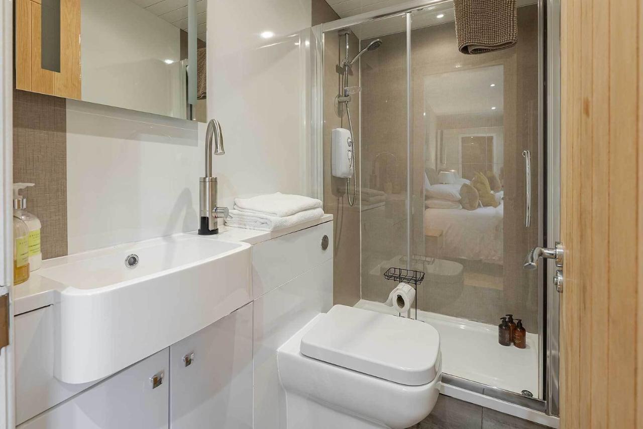 Garthill Lodge & Studio Falkirk Ruang foto